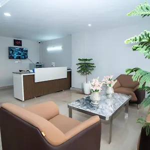  Bed & Breakfast Aster Homes I 2bhk I Sec-39 I Near Medanta India